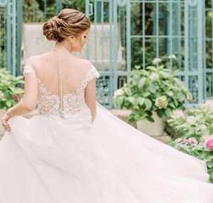 Mini Wedding Dresses & Bridal Gowns - Princessly